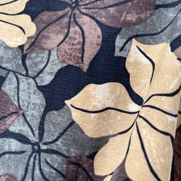 Tommy Bahama EUC Women Sleeveless Tropical Print Front Tie 100% silk Size M - Picture 12 of 12